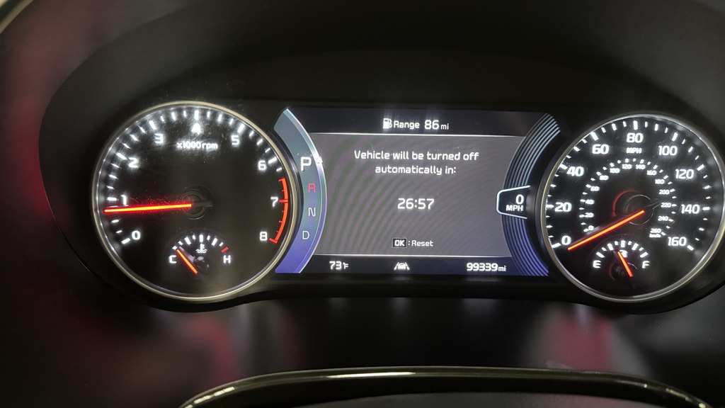 Photo 12 of this KIA SELTOS