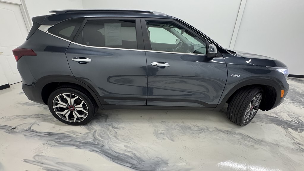Photo 9 of this KIA SELTOS