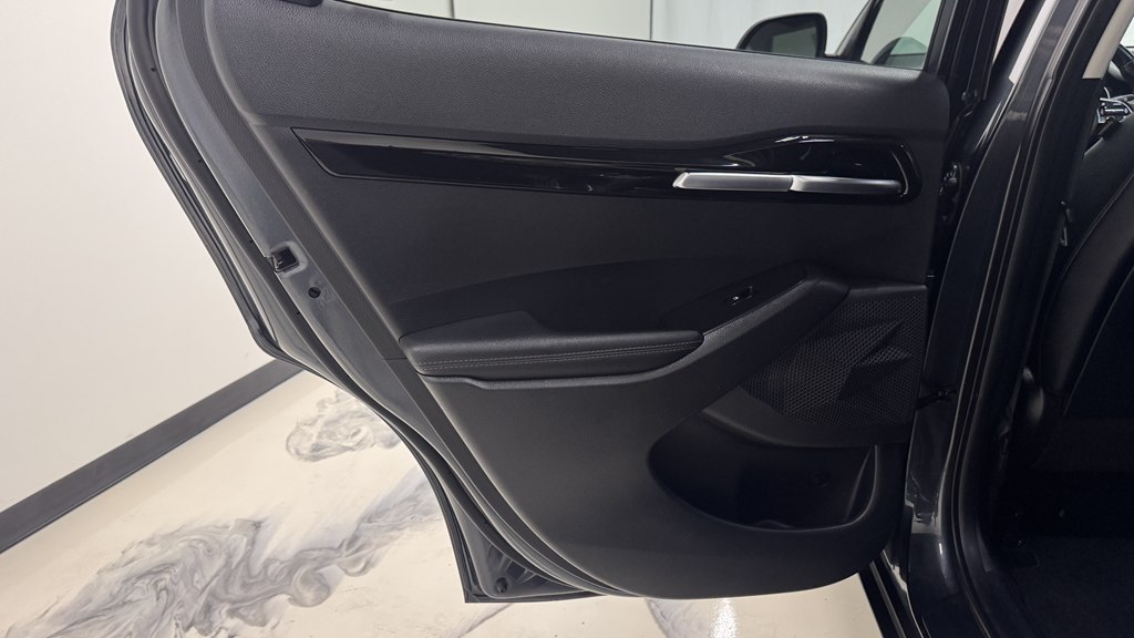 Photo 17 of this KIA SELTOS