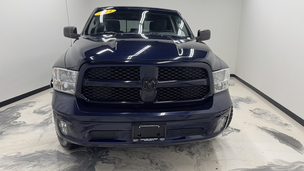 Photo 3 of this RAM 1500