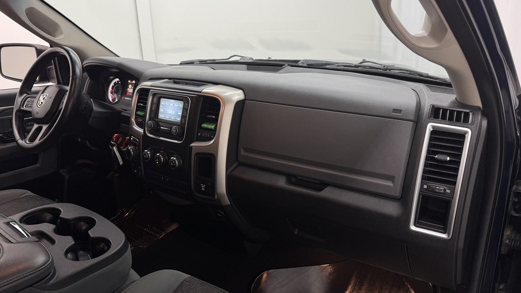 Photo 24 of this RAM 1500