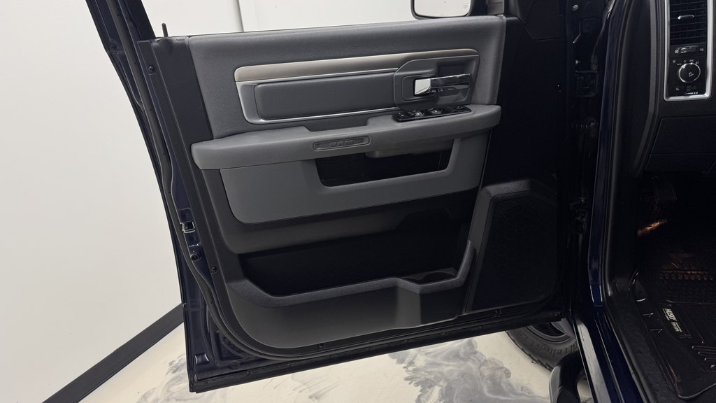 Photo 13 of this RAM 1500