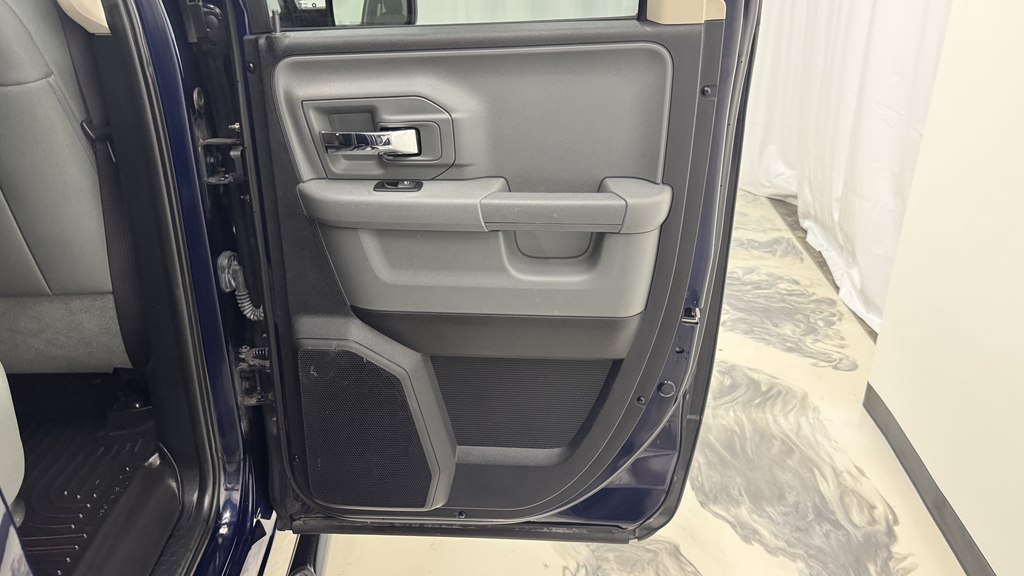 Photo 21 of this RAM 1500