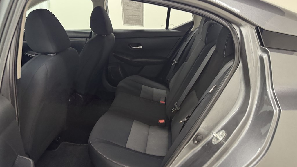 Photo 20 of this NISSAN SENTRA
