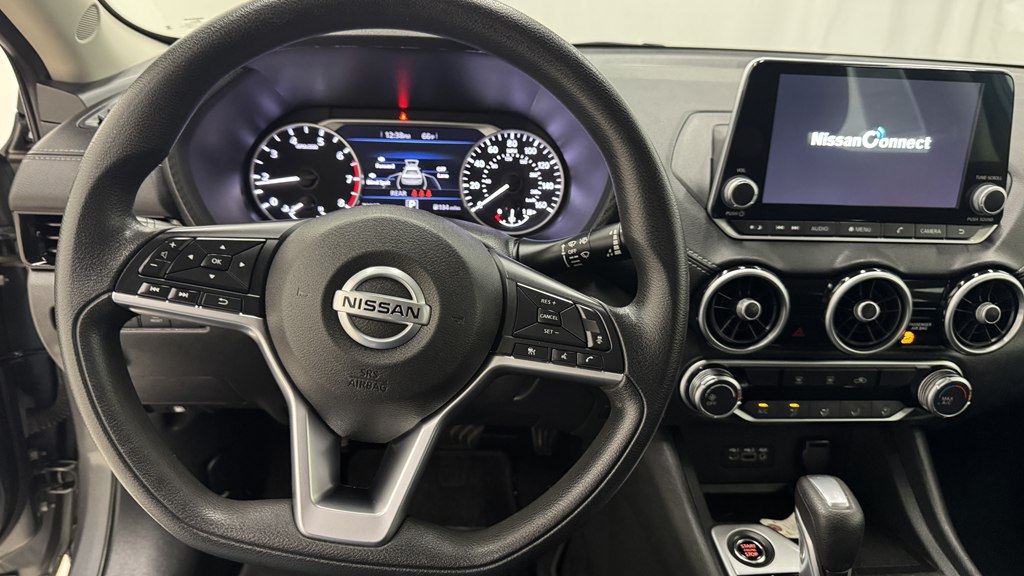 Photo 15 of this NISSAN SENTRA