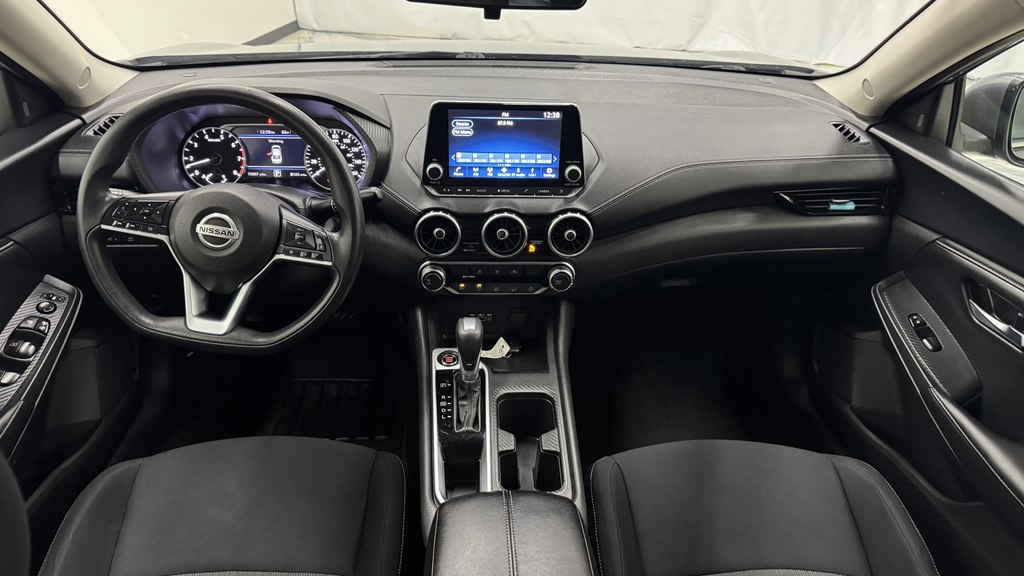 Photo 21 of this NISSAN SENTRA