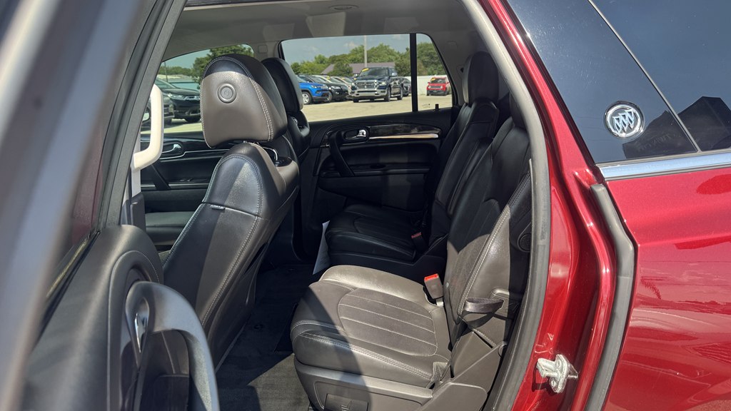Photo 21 of this BUICK ENCLAVE