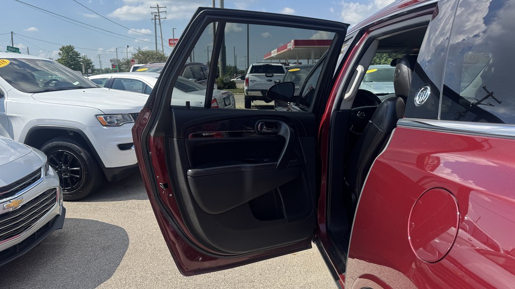 Photo 20 of this BUICK ENCLAVE