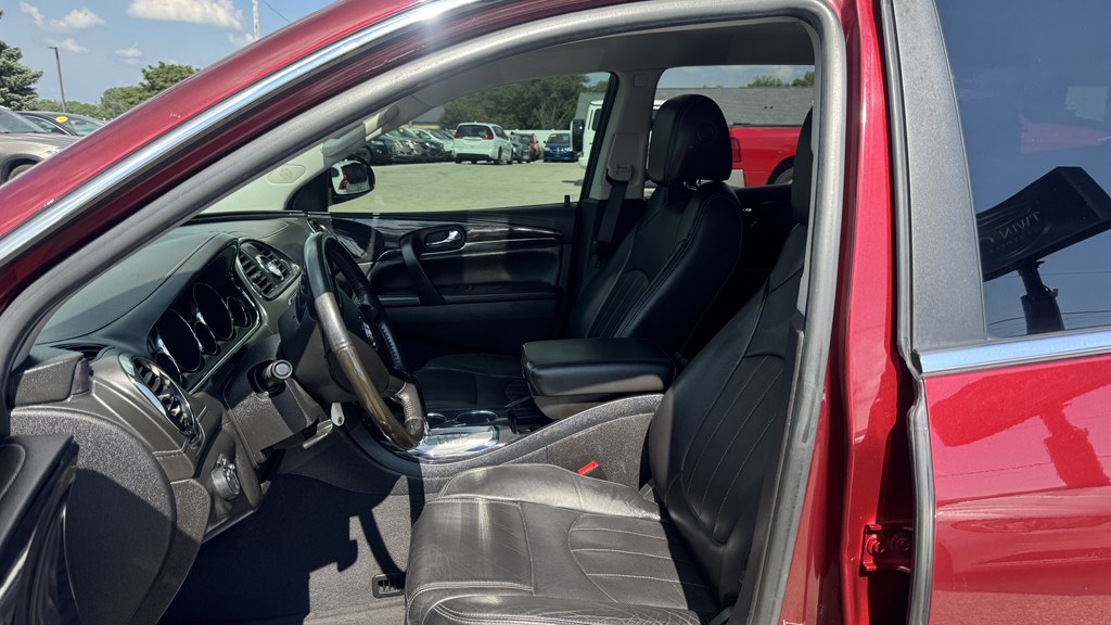 Photo 15 of this BUICK ENCLAVE