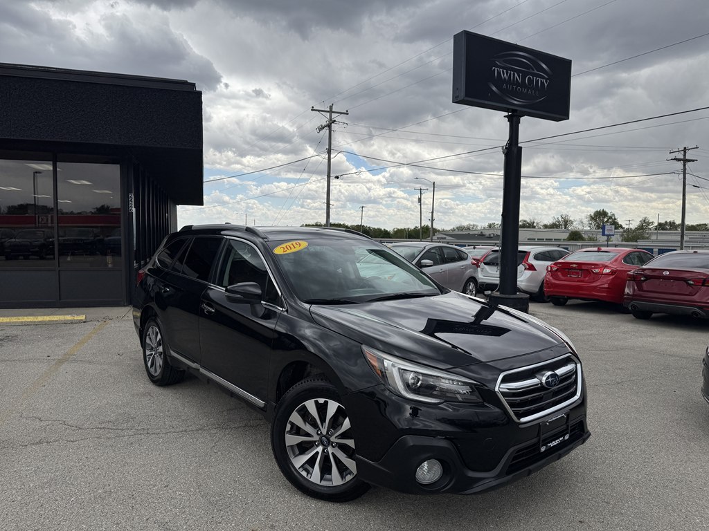 2019 Subaru Outback 2.5i Touring's photo