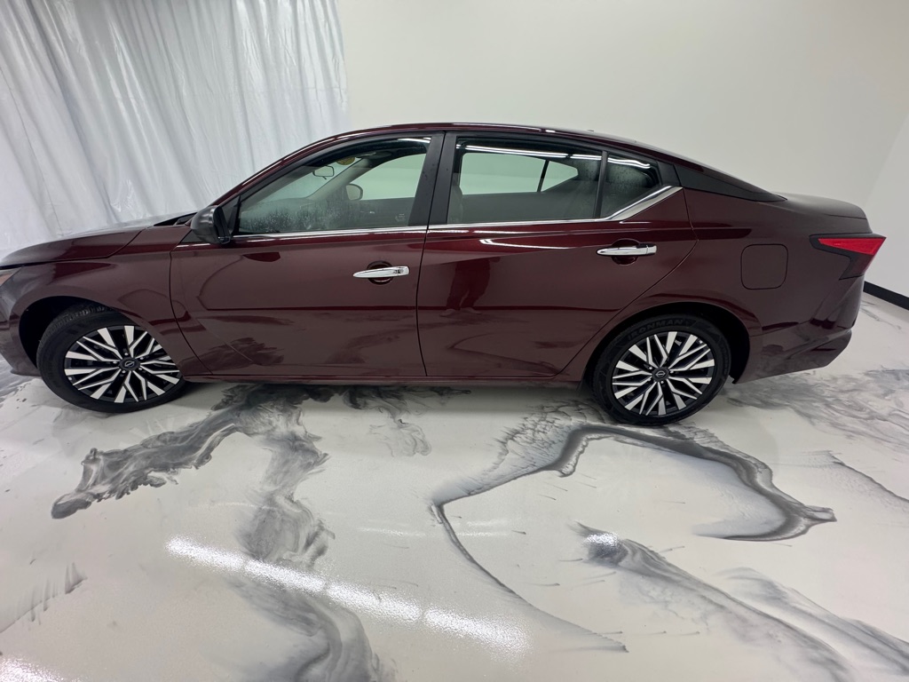 Photo 5 of this NISSAN ALTIMA