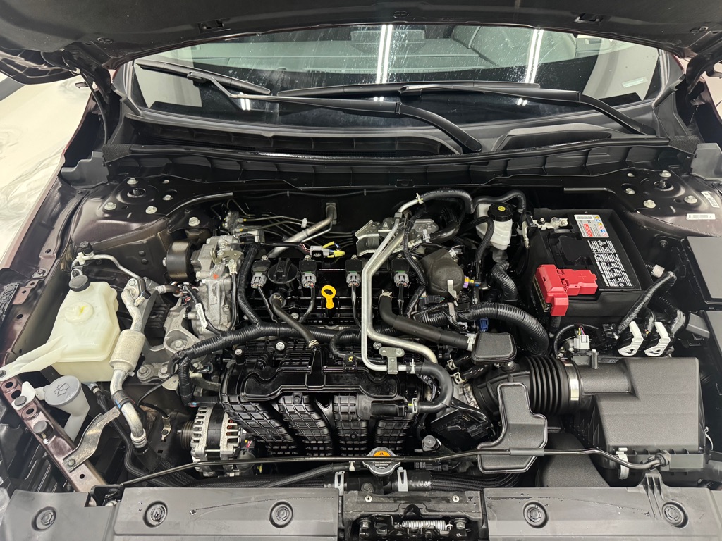 Photo 32 of this NISSAN ALTIMA