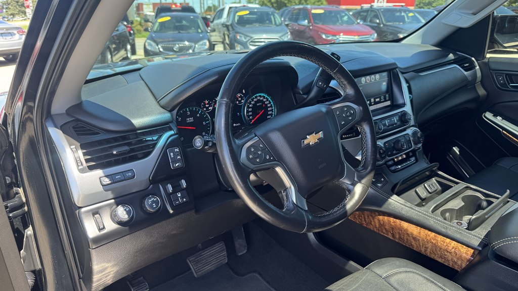 Photo 15 of this CHEVROLET TAHOE