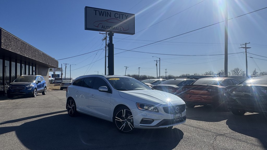 2017 Volvo V60 T6 R-Design AWD