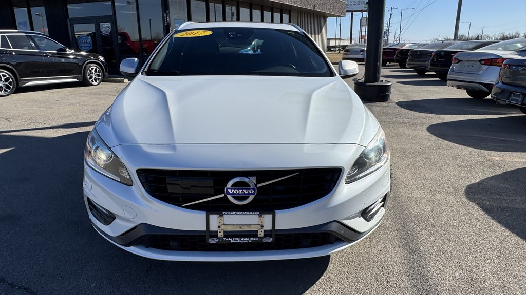 Photo 3 of this VOLVO V60