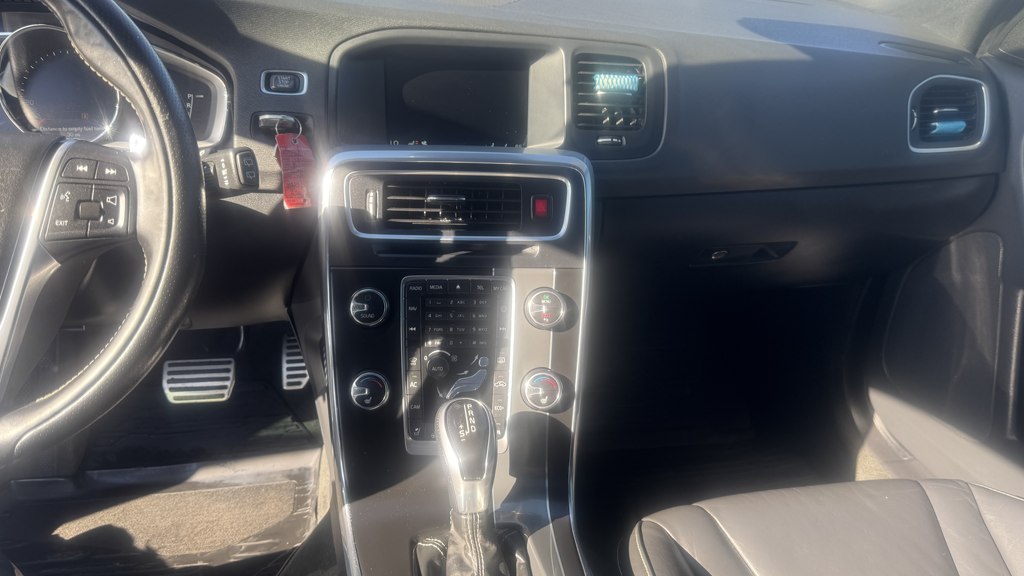 Photo 18 of this VOLVO V60