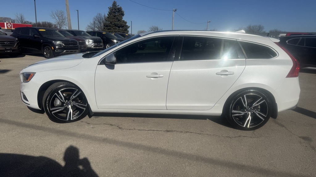 Photo 5 of this VOLVO V60
