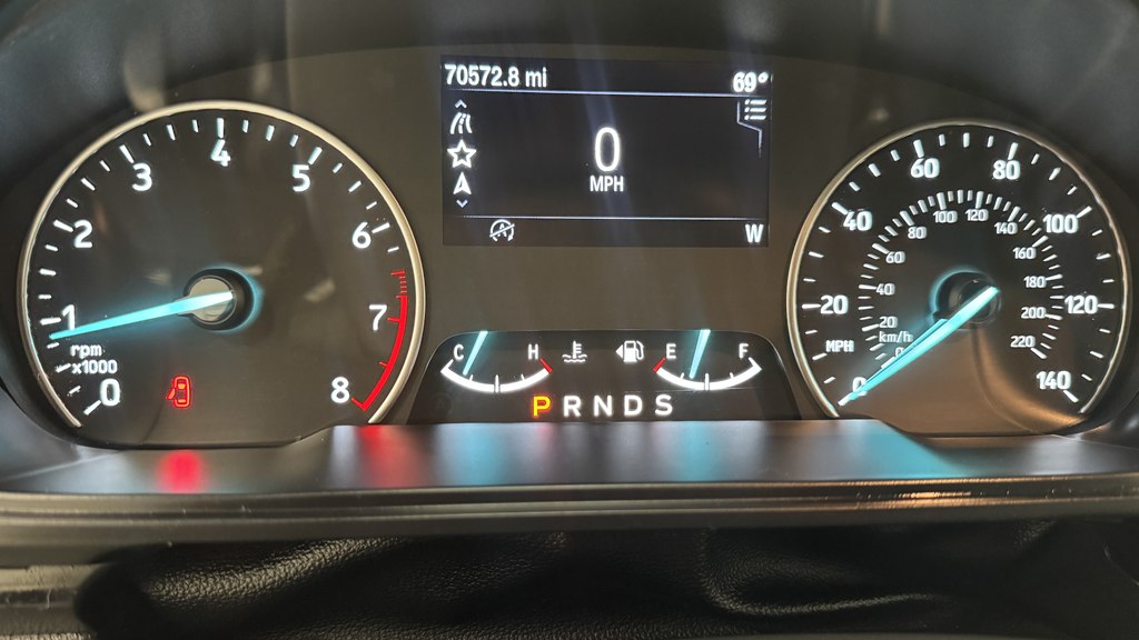 Photo 17 of this FORD ECOSPORT