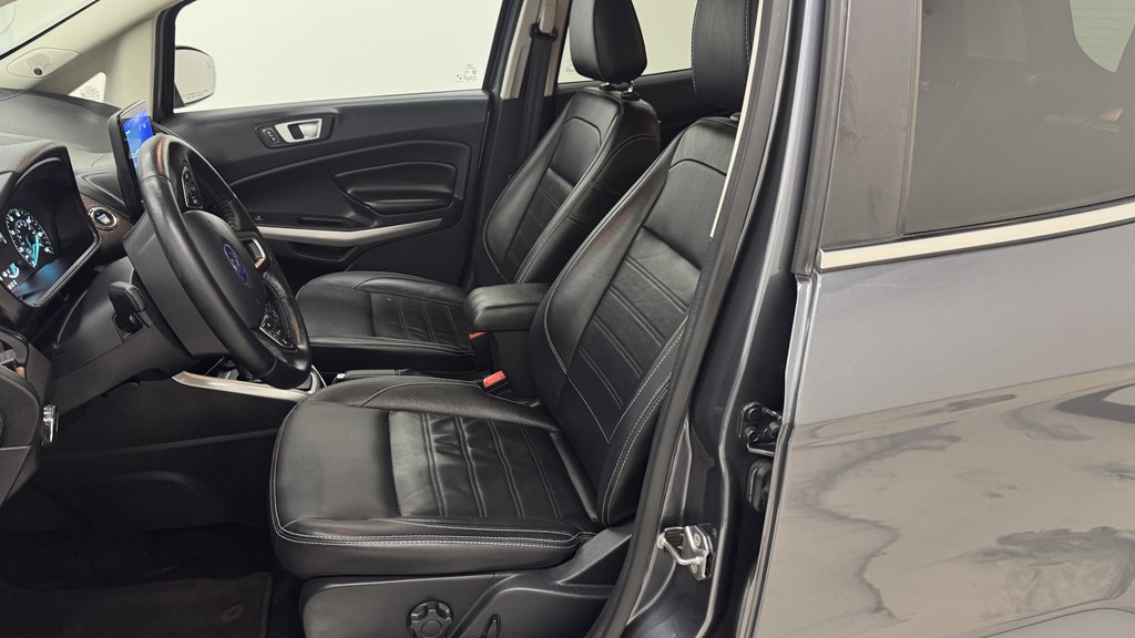 Photo 15 of this FORD ECOSPORT