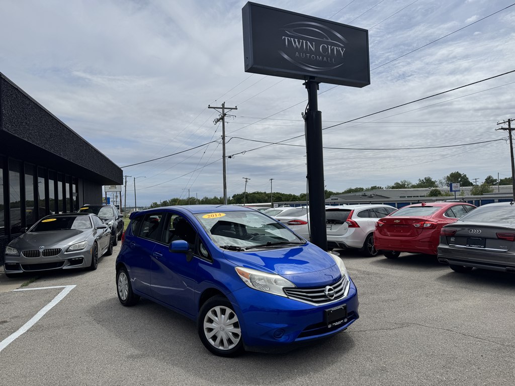 2014 Nissan Versa Note 1.6 SV CVT's photo