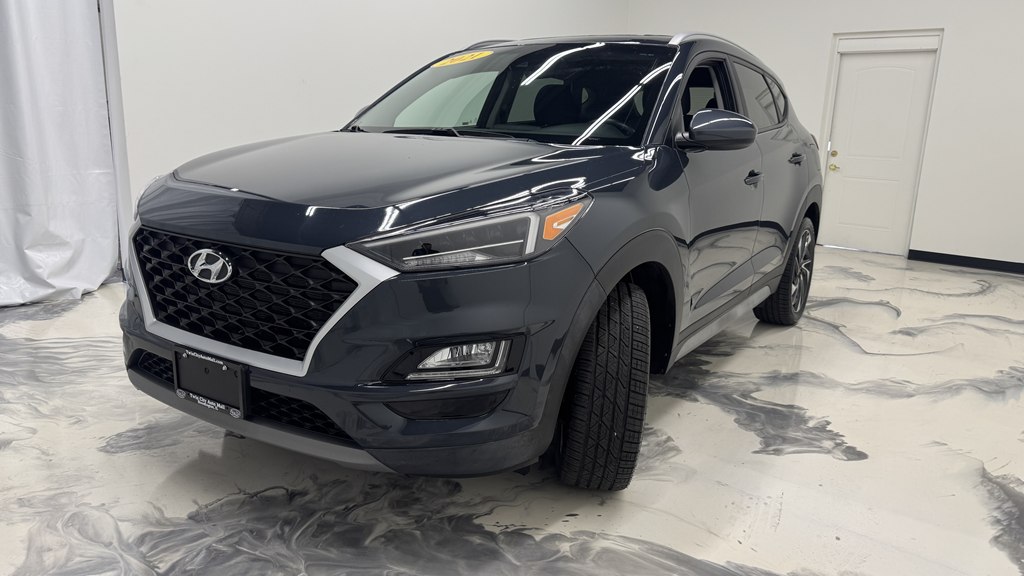 Photo 4 of this HYUNDAI TUCSON
