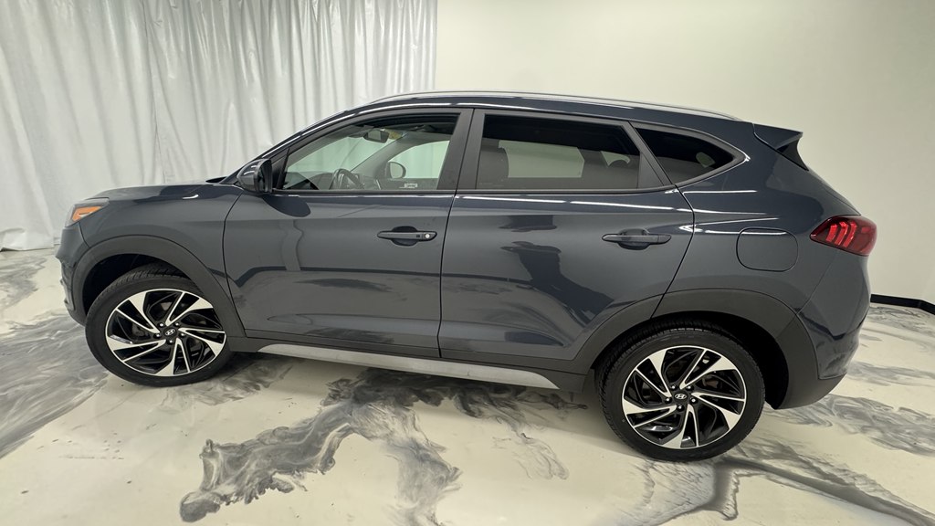 Photo 5 of this HYUNDAI TUCSON