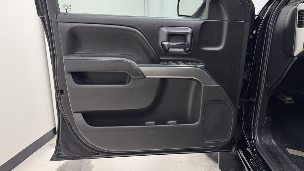 Photo 13 of this CHEVROLET SILVERADO 1500