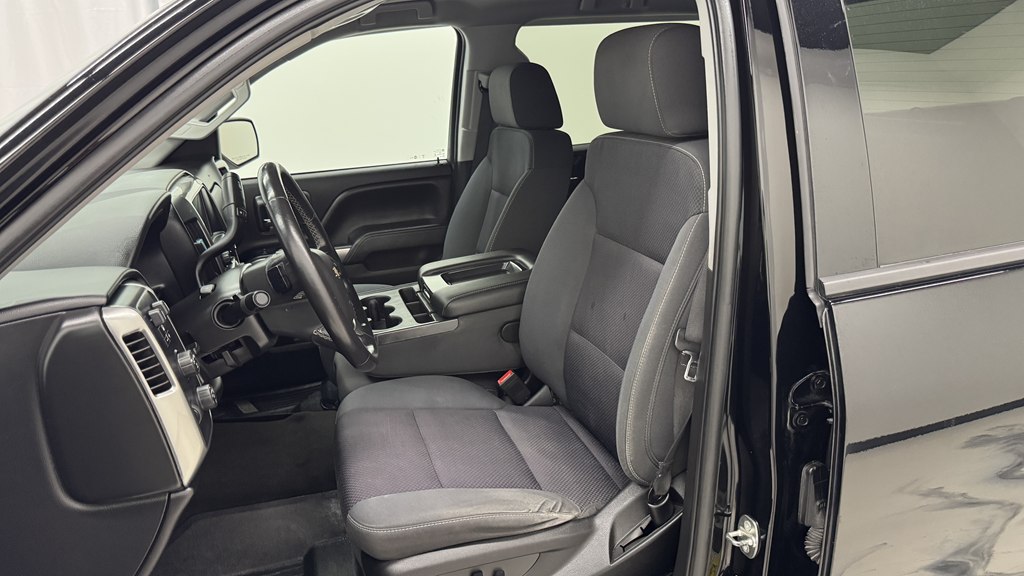 Photo 15 of this CHEVROLET SILVERADO 1500