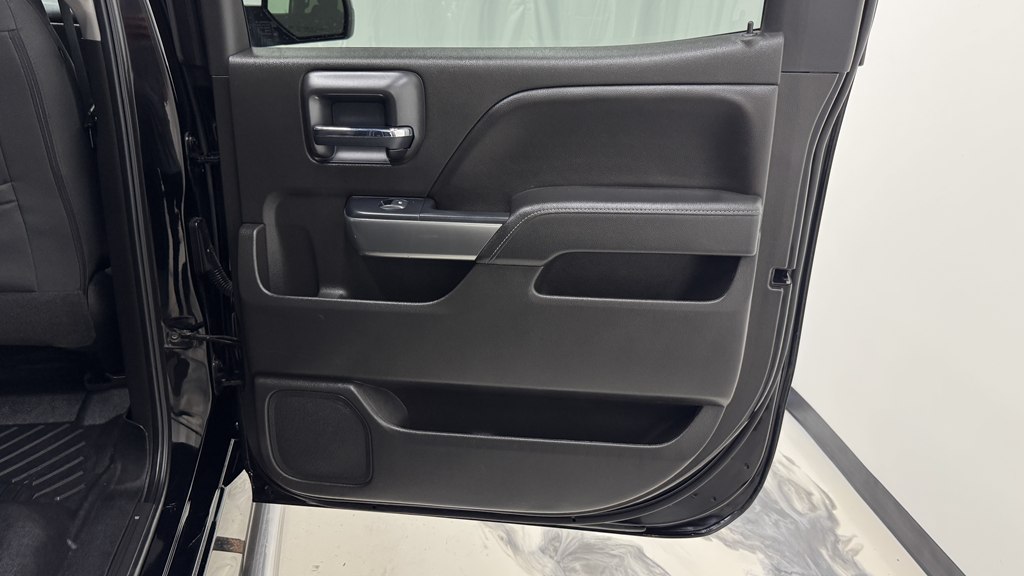 Photo 23 of this CHEVROLET SILVERADO 1500