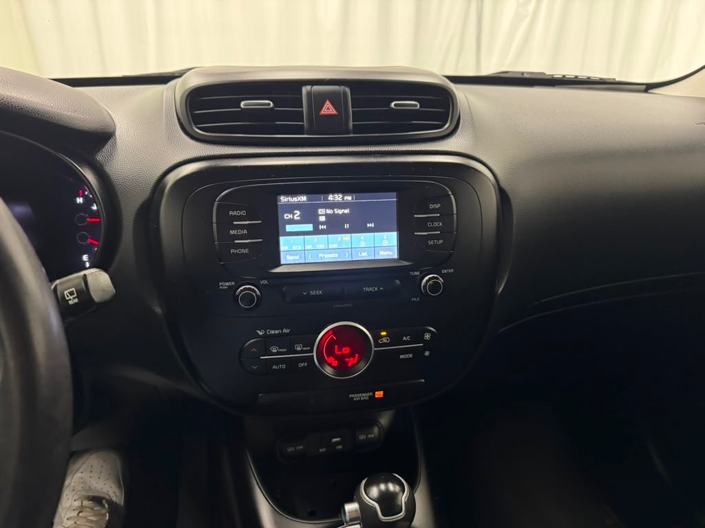 Photo 26 of this KIA SOUL