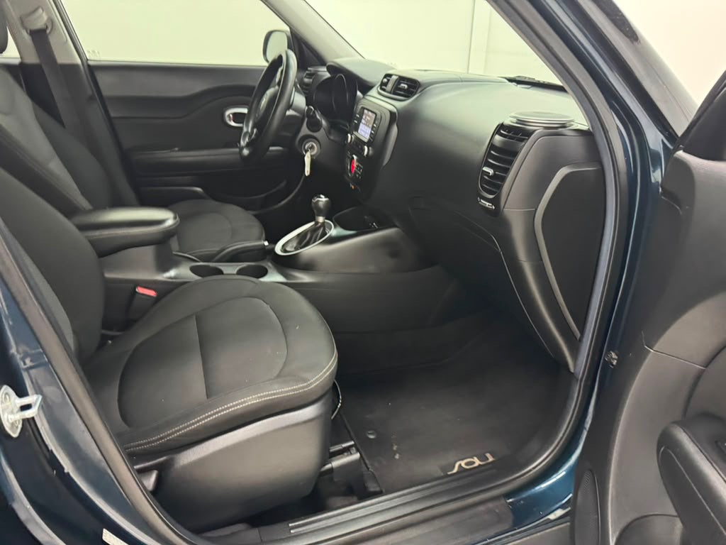 Photo 14 of this KIA SOUL