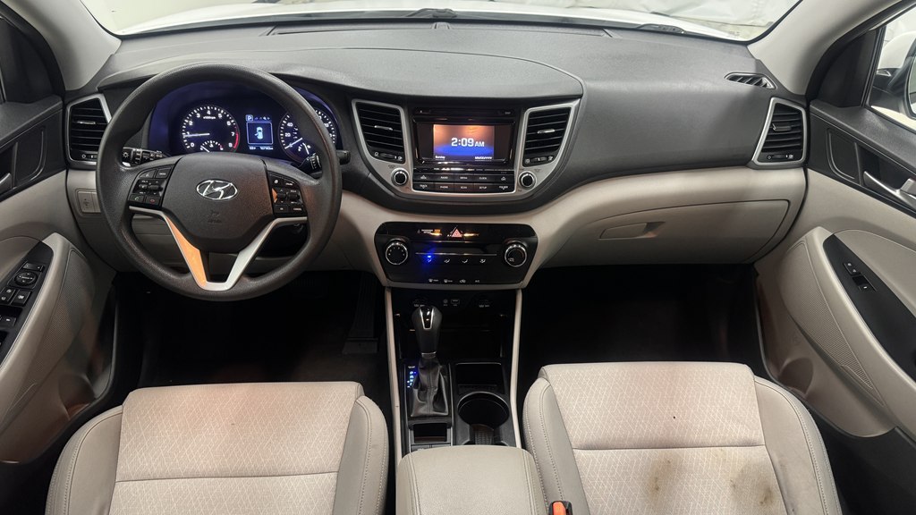 Photo 22 of this HYUNDAI TUCSON