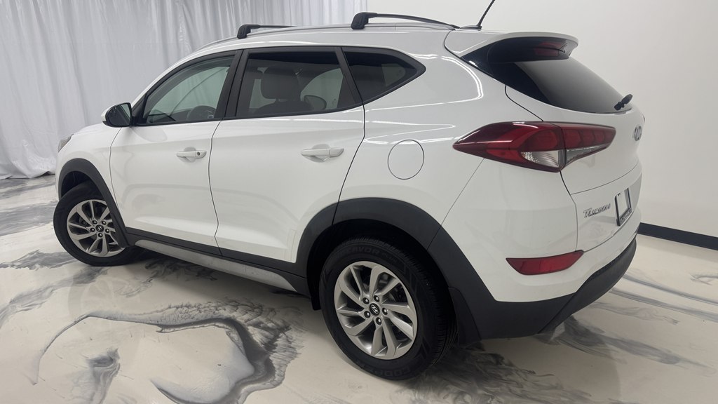 Photo 6 of this HYUNDAI TUCSON