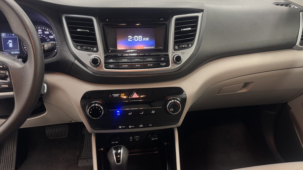 Photo 18 of this HYUNDAI TUCSON