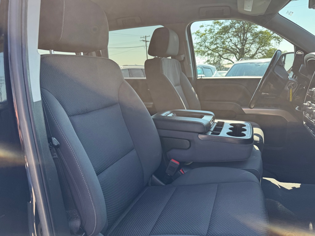 Photo 15 of this CHEVROLET SILVERADO 1500