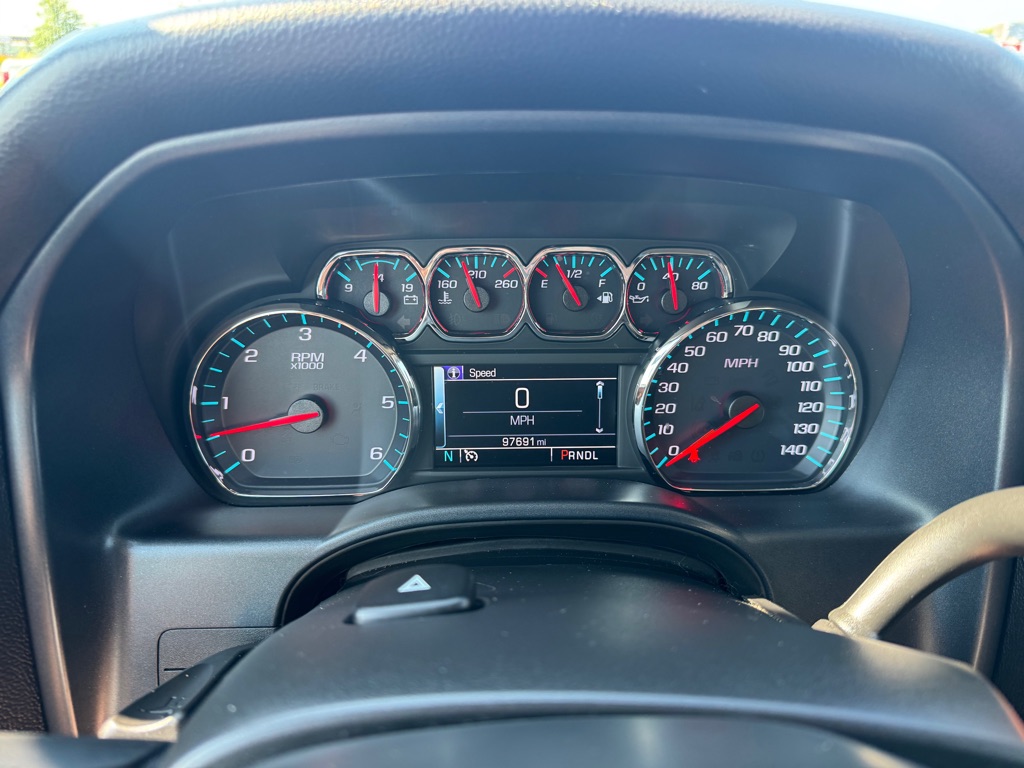 Photo 26 of this CHEVROLET SILVERADO 1500