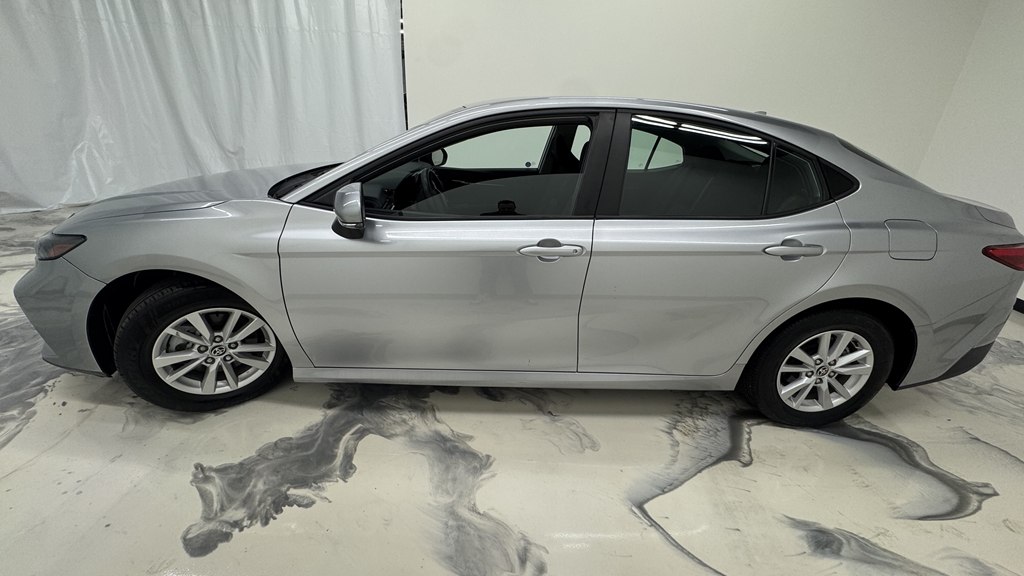 Photo 4 of this TOYOTA CAMRY