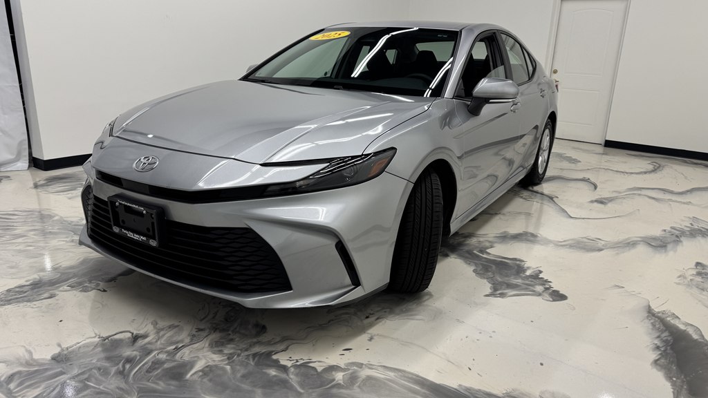Photo 3 of this TOYOTA CAMRY