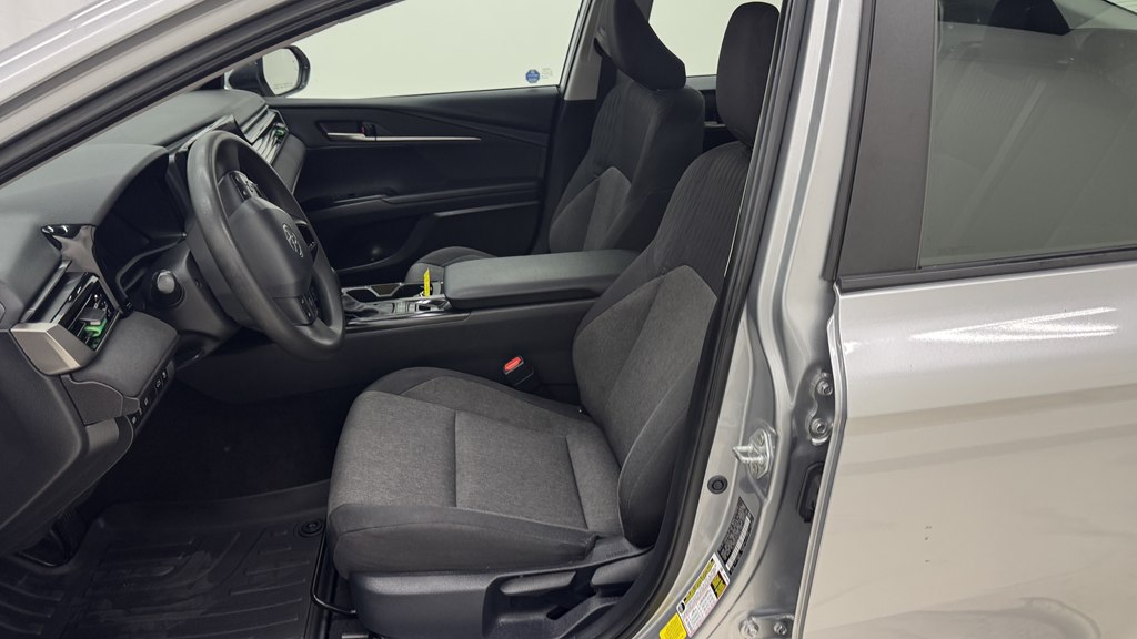 Photo 14 of this TOYOTA CAMRY