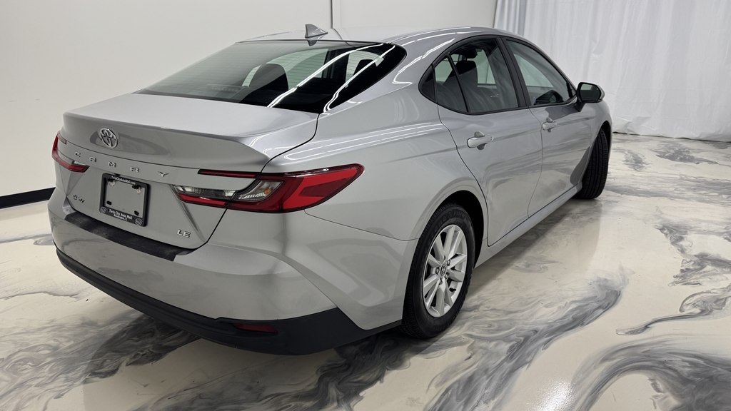 Photo 7 of this TOYOTA CAMRY