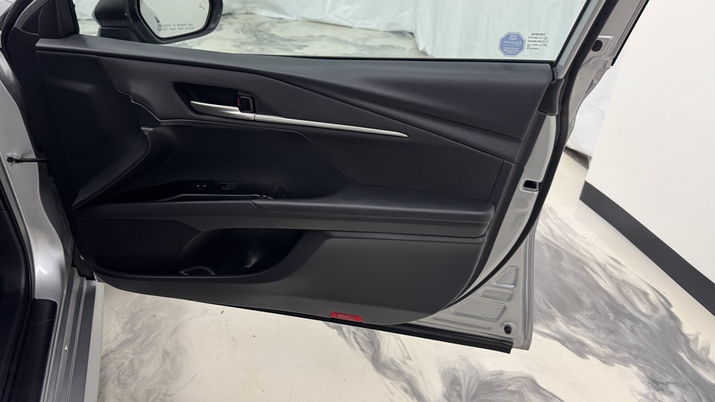 Photo 24 of this TOYOTA CAMRY