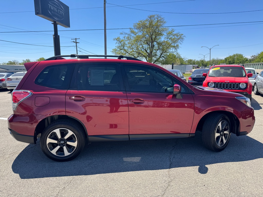 Photo 8 of this SUBARU FORESTER