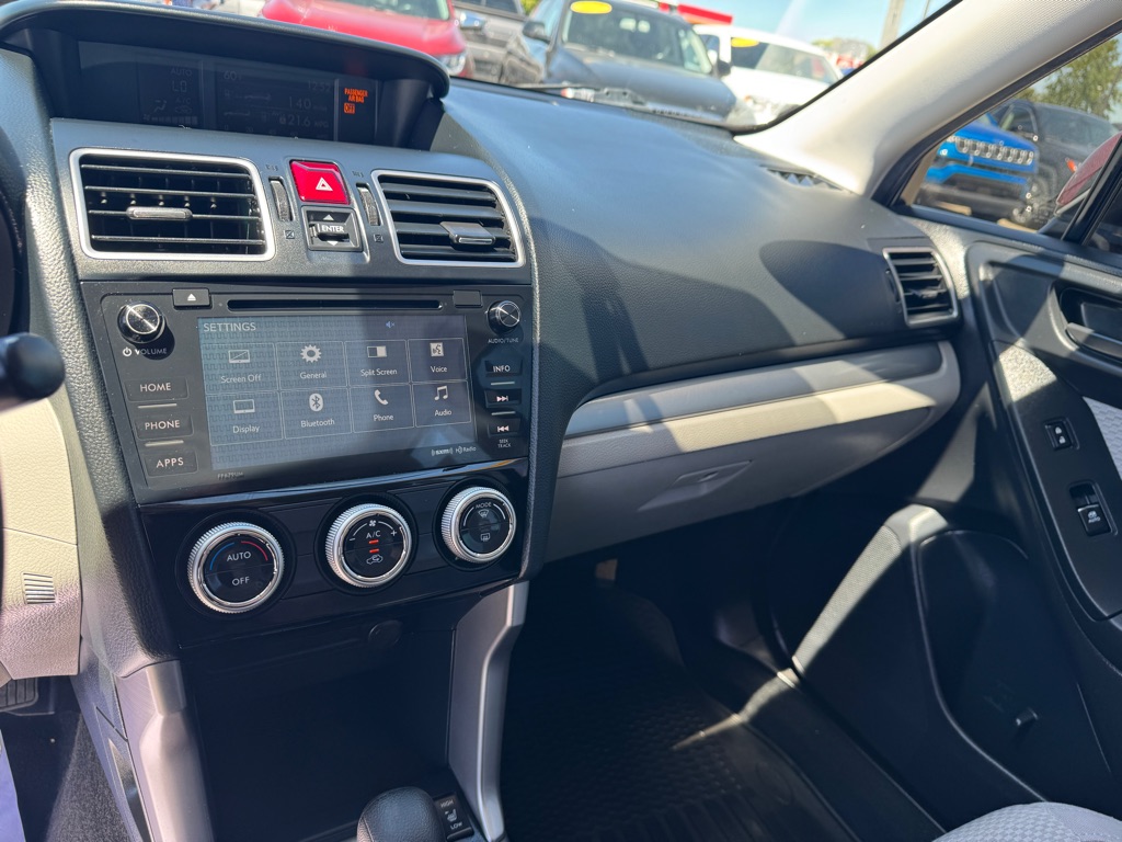 Photo 27 of this SUBARU FORESTER