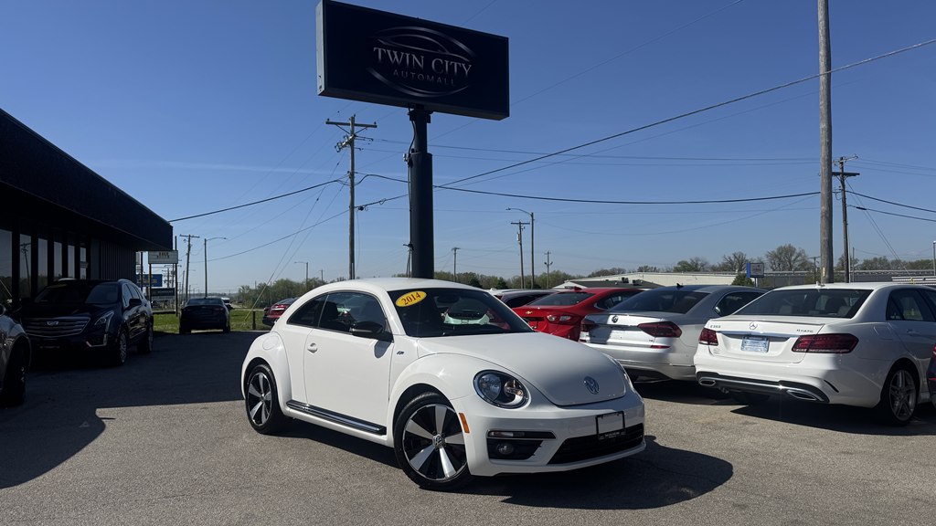 2014 Volkswagen Beetle 2.0T R-Line DSG PZEV's photo