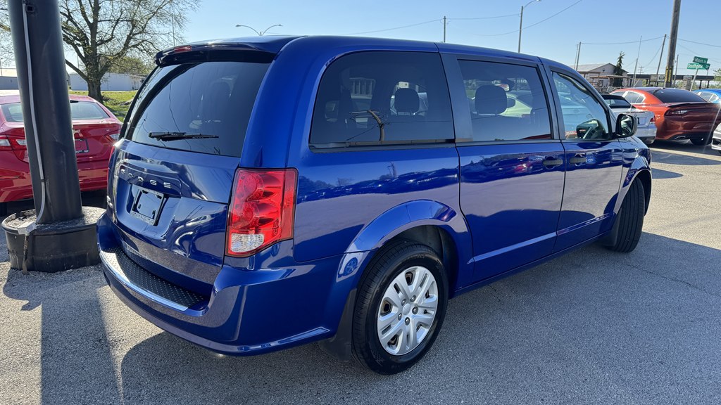 Photo 8 of this DODGE GRAND CARAVAN