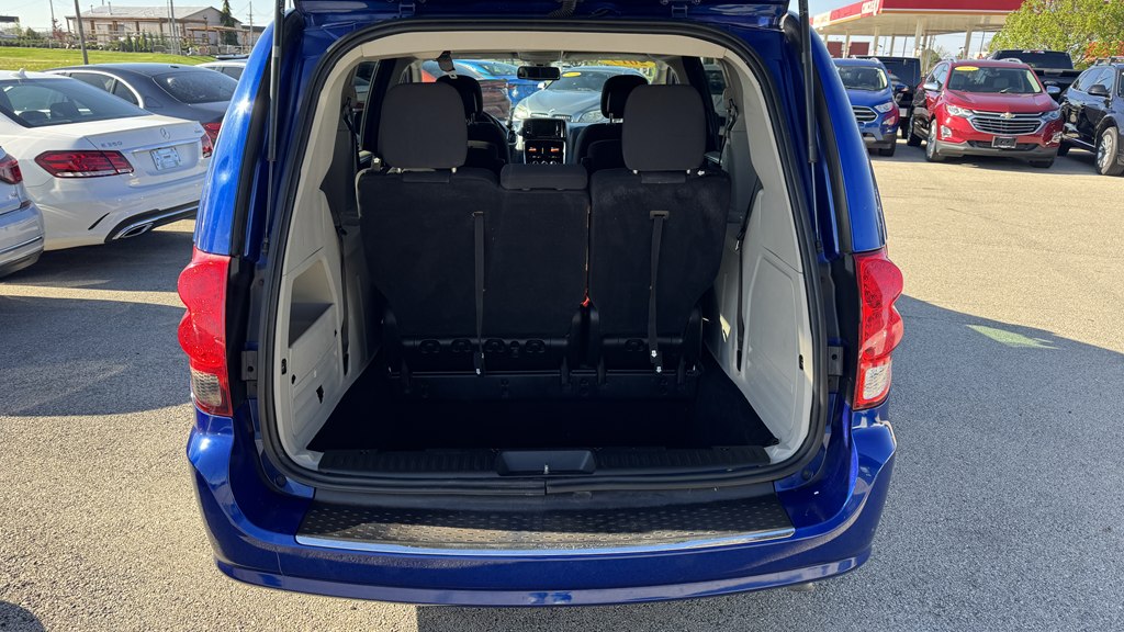 Photo 10 of this DODGE GRAND CARAVAN