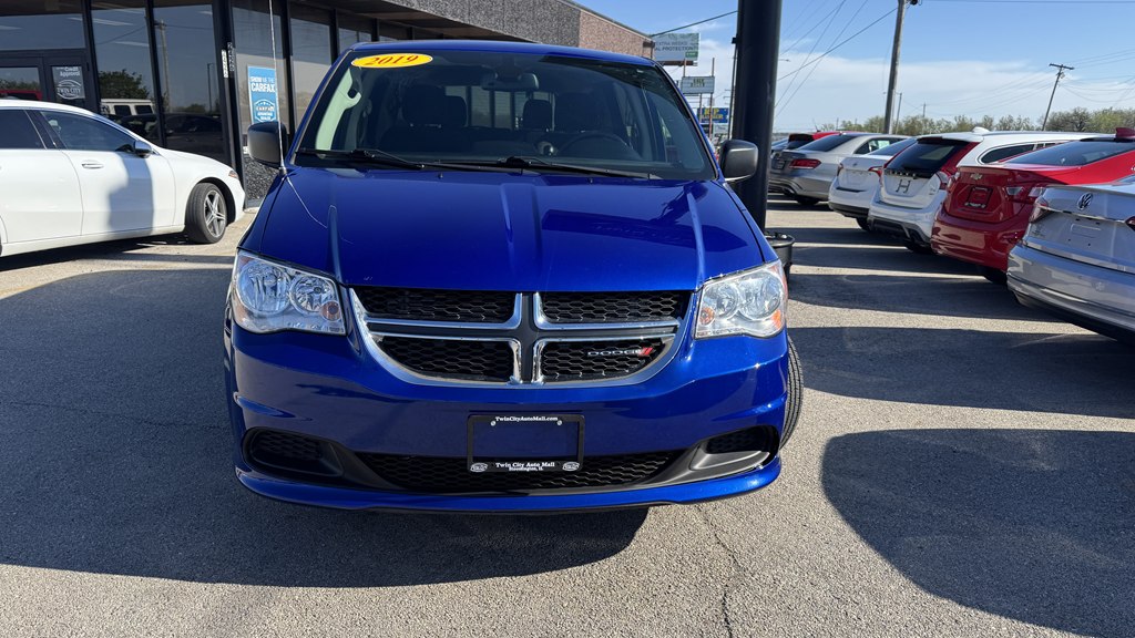 Photo 3 of this DODGE GRAND CARAVAN