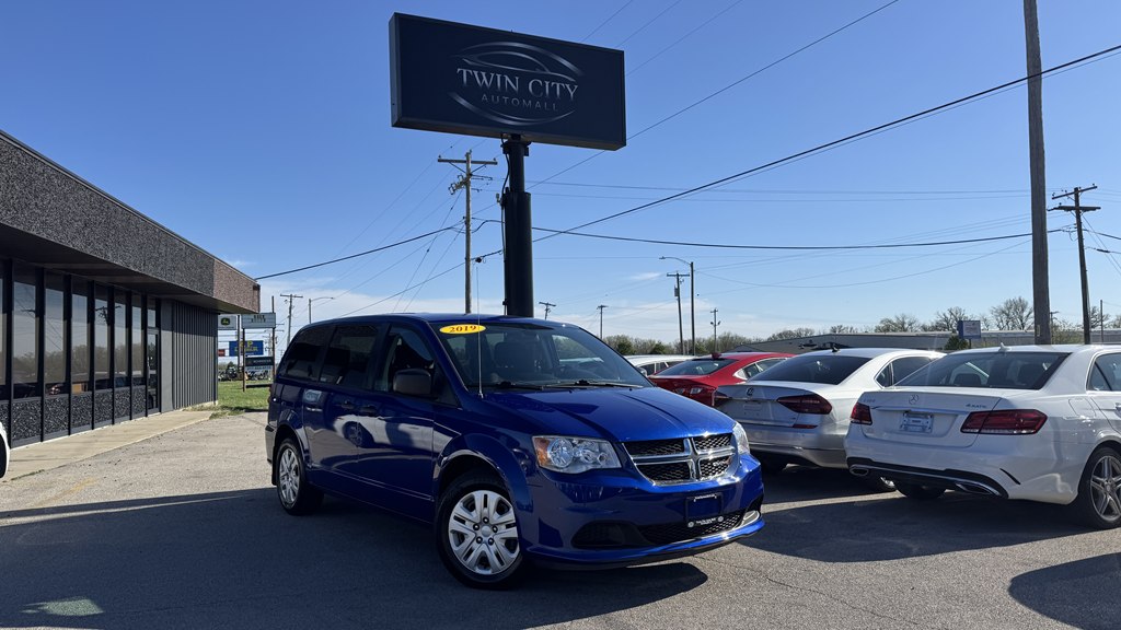 2019 Dodge Grand Caravan SE's photo