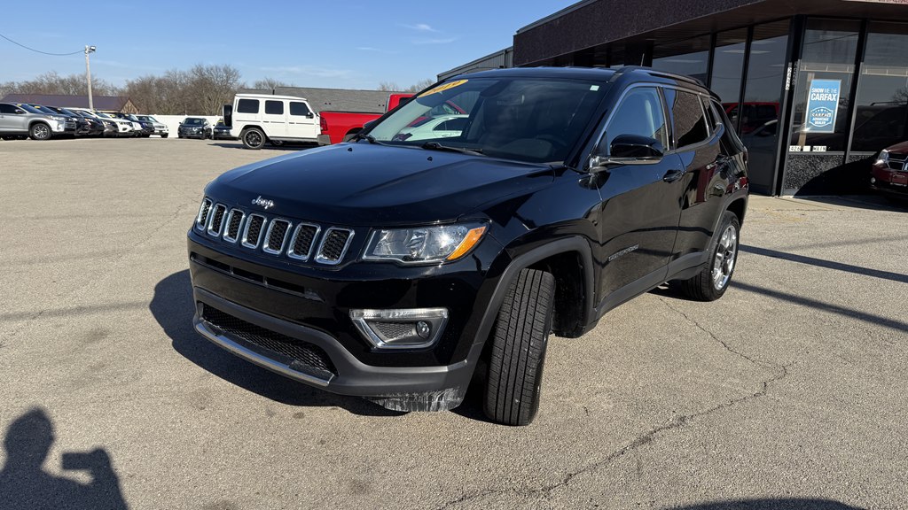 Photo 3 of this JEEP COMPASS