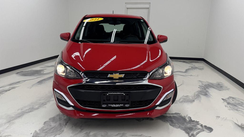 Photo 3 of this CHEVROLET SPARK